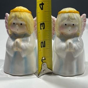 HomeTrends Ceramic Praying Angels Salt And Pepper Shakers (T39)